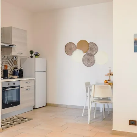 Vista Mare Airport Appartement *